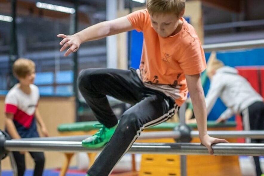 cropped-cropped-cropped-cropped-Askelylitys_kuvaJanneEnroos-1-4.jpg